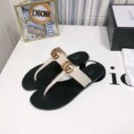 Gucci Thong Sandals With Double G White Leather ‎497444 A3N00 9022 - Image 5