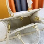 Louis Vuitton Onthego PM Monogram Pattern Beige 25Cm M46629 - Image 6