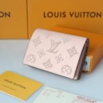 Louis Vuitton Cléa Wallet Beige 11Cm M80817 - Image 2