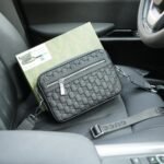 Gucci Gg Emblem Small Crossbody Bag Black 27Cm 850242 Aafom 1053 - Image 3