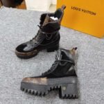 Louis Vuitton Laureate Boots Black - Image 5