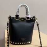 Valentino Rockstud Crossbody Pouch In Grainy Black 16Cm 5W2P0W31VSH 0NO - Image 3