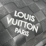 Louis Vuitton Avenue Slingbag 31Cm Black And Grey N40439 - Image 5