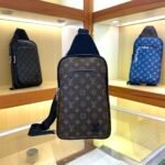 Louis Vuitton Avenue Slingbag Nm Monogram Macassar 31Cm M46327 - Image 4