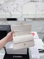 Chanel Classic Mini Flap Gold Hardware White 25Cm - Image 4