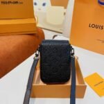 Louis Vuitton S Lock Vertical Wearable Wallet Black 19Cm M81524 - Image 6