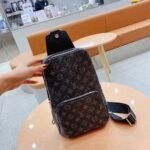 Louis Vuitton Louis Vuitton Avenue Slingbag Monogram Black 31Cm M45897 - Image 3